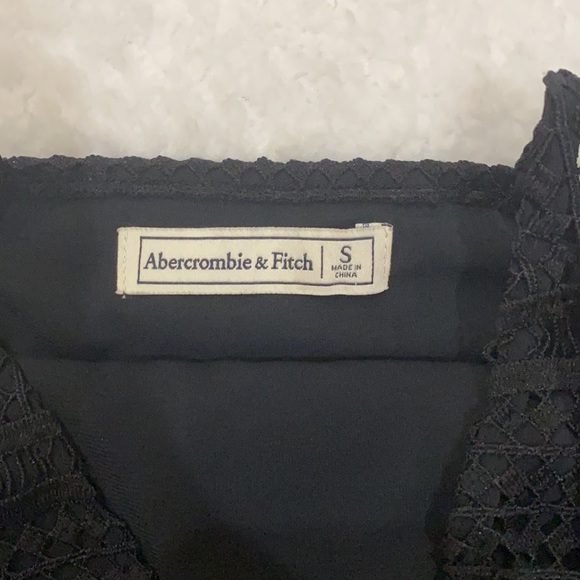 Black Dress🖤🤍 - Picture 4 of 4